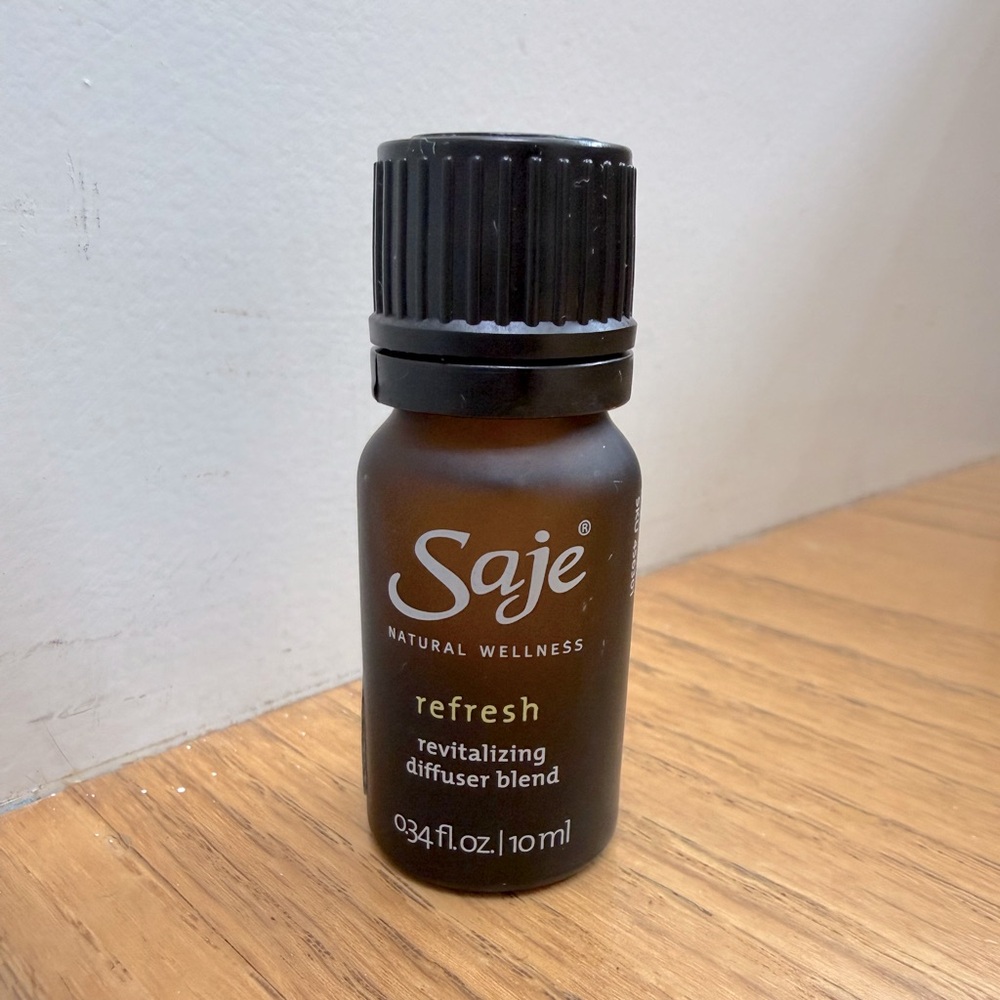 Saje Refresh Revitalizing Diffuser Blend - Picture 4 of 6